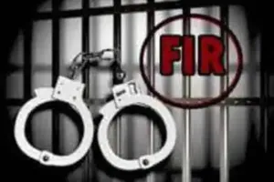 बुलंदशहर में दरोगा की वर्दी फाड़ी, चार के खिलाफ मुकदमा दर्ज