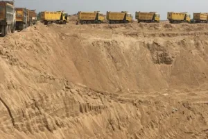 हल्द्वानी: छुट्टी के दिन भी खुले गौला के गेट, 1604 वाहन खनन को पहुंचे