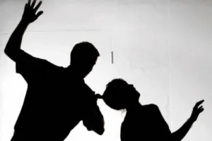 हल्द्वानी: मायके में आकर पीटता है पति, पत्नी ने कराई एफआईआर