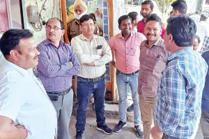 बाजपुरः राजस्व व स्वास्थ्य विभाग की संयुक्त टीम ने तीन डेंटल क्लीनिकों पर की छापेमारी, एक सील