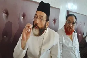हिन्दू राष्ट्र की मांग करने वालों पर दर्ज हो देशद्रोह का मुकदमा : मौलाना तौकीर