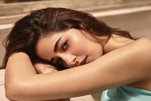 Video: वरुण धवन की नई सीरीज 'कॉल मी बे' में नजर आएंगी अनन्या पांडे, शूटिंग शुरू