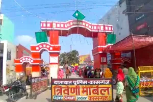 कासगंज : मंदिरों में उमड़ा श्रद्धालुओं का सैलाब, गूंजे जयकारे