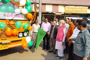 बरेली से लखनऊ के लिए वन स्टॉप बस सेवा शुरू, पूर्व केंद्रीय मंत्री संतोष गंगवार ने हरी झंडी दिखाकर किया रवाना