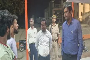 अयोध्या : सीएम के आगमन से पहले डीएम ने रामपथ का किया निरीक्षण 