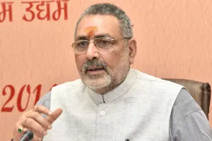 लंदन में की गई टिप्पणी के लिए लोकसभा अध्यक्ष राहुल गांधी के खिलाफ कार्रवाई करें: गिरिराज सिंह 