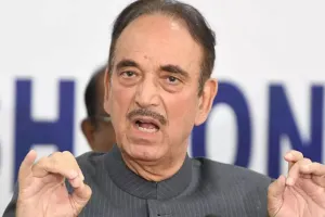 जम्मू कश्मीर में मजबूत सरकार बनाने के लिए एकजुट हों राजनीतिक दल: गुलाम नबी आजाद