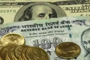 शुरुआती कारोबार में रुपया आठ पैसे टूटकर 82.14 प्रति डॉलर पर पहुंचा