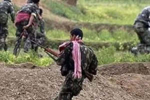 छत्तीसगढ़: नक्सलियों से मुठभेड़ के बाद सुरक्षाबलों ने भारी मात्रा में विस्फोटक किया बरामद 