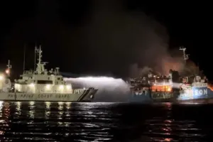 Philippine Ferry Fire : फिलीपीन में नौका में आग लगने से 12 लोगों की मौत, सात अन्य लापता 