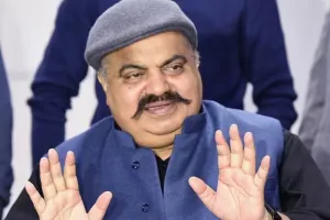 अतीक अहमद की रिमांड अर्जी से सामने आया माफिया का पाकिस्तान कनेक्शन