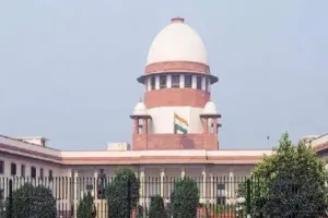 अवमानना मामला: सुप्रीम कोर्ट ने UP के दो अधिकारियों को तत्काल रिहा करने का दिया आदेश 