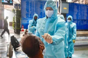 Covid-19: देश में 195 दिन में कोरोना संक्रमण के सर्वाधिक 5,335 दैनिक मामले आए सामने 