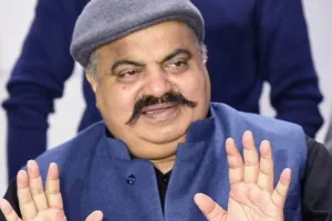 'मैं अभी मरने वाला नहीं हूं...' अतीक की Whatsapp Chat आई सामने, जेल से भेजे थे धमकीभरे मैसेज