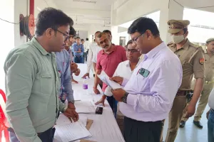 लखनऊ: निकाय चुनाव में ड्यूटी प्राप्त न करने वाले कार्मिकों को अंतिम मौका, कल उपस्थित न हुए तो होगी एफआईआर