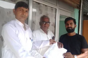 UP Nikay Chunav 2023 : आम आदमी पार्टी ने बांटे चुनाव चिन्ह, नगर पंचायत में उतारे प्रत्याशी 