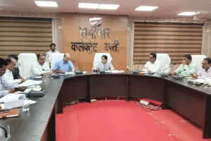 बस्ती : 147 प्राथमिक विद्यालयों की बनेगी चाहरदीवारी, डीएम ने स्टीमेट तैयार करने को कहा