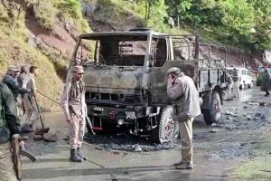 पुंछ में आतंकवादी हमला: आतंकवादियों को पकड़ने के लिए तलाश अभियान जारी 