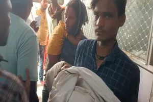 बहराइच: क्रेशर मशीन की चपेट में आने से भाई-बहन घायल, खेलते समय हुआ हादसा 