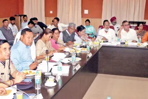 Haldwani News: प्रभारी मंत्री की अध्यक्षता में बैठक संपन्न, जिला योजना में 64.98 करोड़ के प्रस्तावों पर लगी मुहर