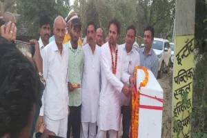 अयोध्या: सांसद रितेश पांडेय ने किया सात सड़कों का लोकार्पण 