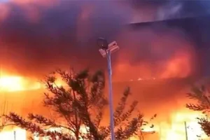 China की एक फैक्टरी में आग लगने से 11 लोगों की मौत 