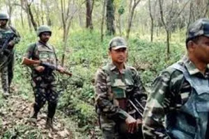 छत्तीसगढ़: बीजापुर जिले में मुठभेड़ के दौरान एक नक्सली ढेर, दो गिरफ्तार