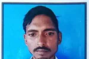 रायबरेली : ट्रैक्टर-ट्रॉली ने बाइक सवारों को मारी टक्कर, एक की मौत, दो घायल