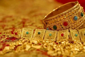 जौहरियों को 'घोषित' सोने के पुराने हॉलमार्क वाले आभूषण जून तक बेचने की अनुमति 