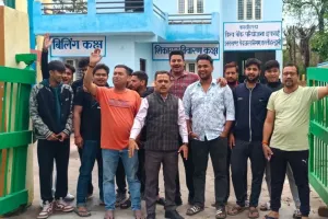 घोर लापरवाहीः हल्द्वानी के वार्ड 58 में तीन दिन से नहीं आ रहा पानी, प्यास बुझाने को मजबूर लोग