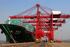 देश में प्रमुख बंदरगाहों ने 2022-23 में रिकॉर्ड 79.5 करोड़ टन माल संभाला 