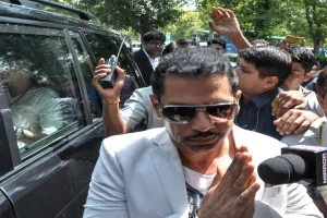 रॉबर्ट वाड्रा-डीएलएफ जमीन सौदे में कोई उल्लंघन नहीं हुआ : हरियाणा 