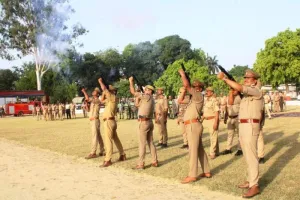 अयोध्या : दंगा और बवाल से निपटने को पुलिस ने किया ड्रिल अभ्यास, तथा दी आवश्यक हिदायत 