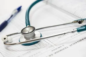 हल्द्वानी: 123 पद खाली, साक्षात्कार देने पहुंचे सिर्फ 8 चिकित्सक