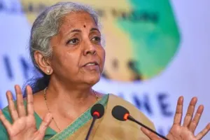 'मन की बात' में कोई राजनीति नहीं, मोदी को गाली देना कांग्रेस के डीएनए का हिस्सा: सीतारमण 