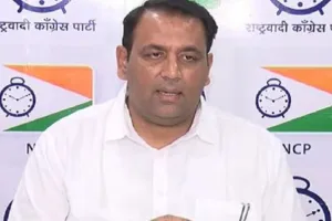 शिंदे सरकार अपना संवैधानिक कर्तव्य भूली: महेश तापसे 