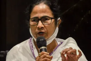 बंगाल के कालियागंज थाने को जलाने के लिए बाहरी लोगों को लाया गया था: ममता बनर्जी