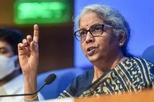 पोंजी ऐप पर शिकंजा कसने की तैयारी कर रहा है वित्त मंत्रालय: सीतारमण 