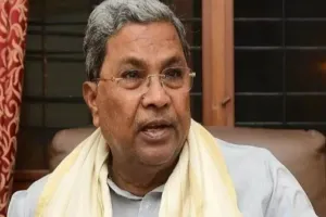 सिद्धारमैया ने सीआरपीएफ की परीक्षा केवल हिंदी और अंग्रेजी में कराने के फैसले पर उठाया सवाल 