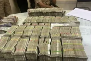 कर्नाटक: आचार संहिता लागू होने के बाद से करीब 250 करोड़ रुपये की जब्त