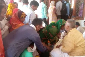 बाराबंकी: बुद्ध पूर्णिमा पर कोटवा धाम में उमड़ा भक्तों का सैलाब