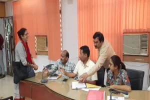 प्राधिकरण दिवस : पहले दिया ध्वस्तीकरण आदेश, अब मांग रहे मानचित्र