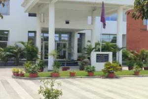 अयोध्या: डीआईओएस के रिकॉर्ड में नहीं सनबीम की कुंडली, भाजपा नेता के पत्र से मचा हडकंप