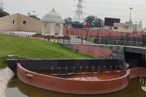 अयोध्या : धूल फांक रहा 22 करोड़ की लागत से बना 