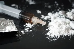 देहरादून: पार्टी के आयोजन के लिए स्मैक बेचने निकला युवक आया STF के शिकंजे में 