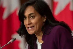 उपनिवेशवाद को समझने का ‘प्रिज्म’ बन गया है कोहिनूर हीरा: लेखिका अनीता आनंद