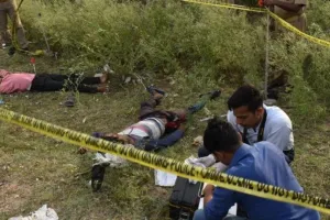 Banda News : गौवध में वांछित दो आरोपी पुलिस मुठभेड़ में गिरफ्तार, एक चकमा देकर हो गए फरार