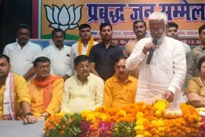 UP Nikay Chunav: Banda में जल शक्ति मंत्री स्वतंत्र देव सिंह बोले- ट्रिपल इंजन की सरकार से बदलेगी नगर की तस्वीर