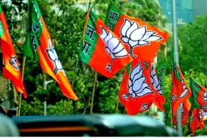 UP Nikay Chunav 2023 : BJP ने 30 बागी प्रत्याशियों को छह साल के लिए पार्टी से किया निष्कासित, जानें- वजह 