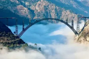 दुनिया के सबसे ऊंचे रेलवे पुल के समीप स्टेशन के लिए दी प्रदर्शन की धमकी 